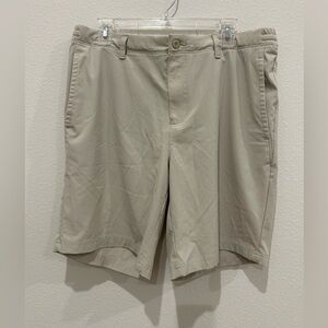 PGA Tour Men's Beige Flat Front Shorts